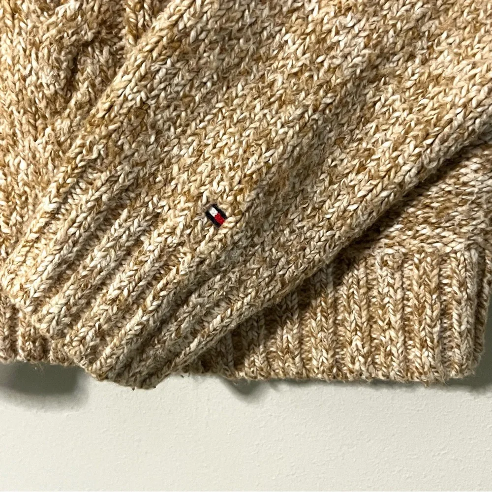 Tommy Hilfiger Oatmeal Crew Cable Knit Women’s Sweater Elbow Patches Size M